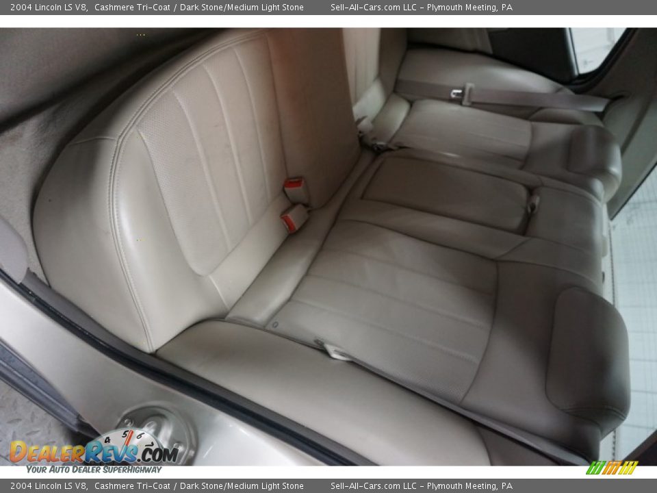 2004 Lincoln LS V8 Cashmere Tri-Coat / Dark Stone/Medium Light Stone Photo #23