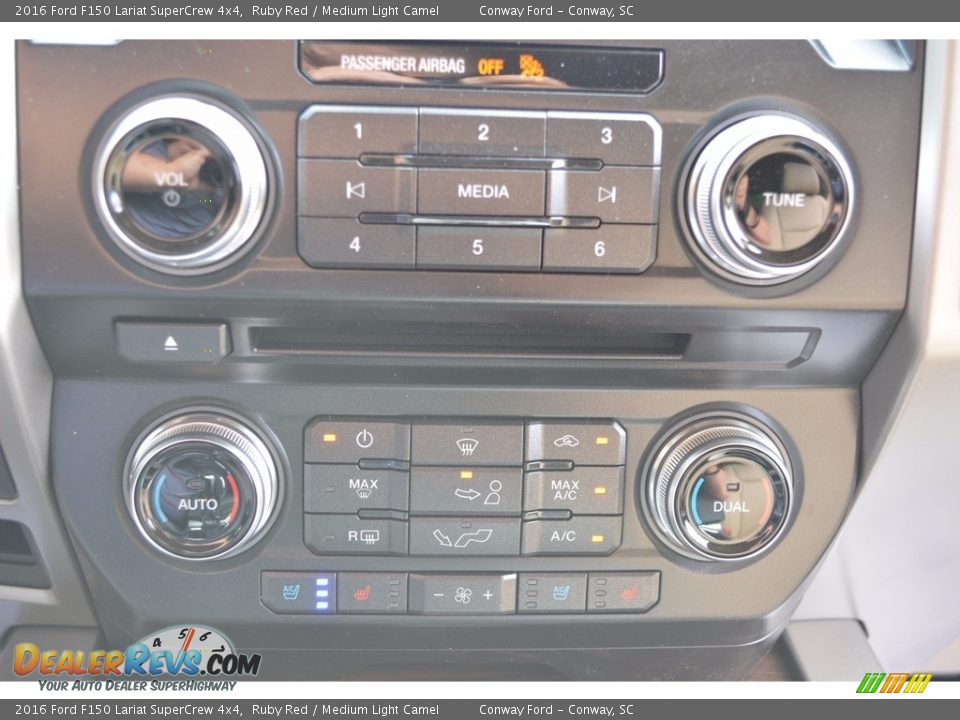 2016 Ford F150 Lariat SuperCrew 4x4 Ruby Red / Medium Light Camel Photo #36