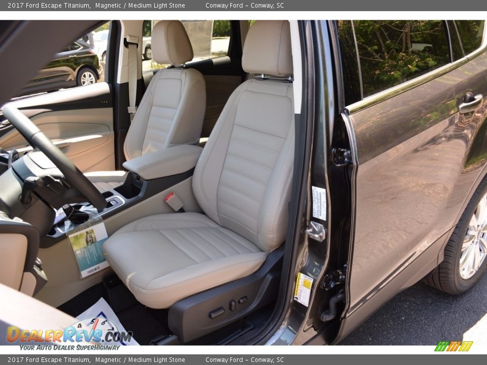 2017 Ford Escape Titanium Magnetic / Medium Light Stone Photo #18