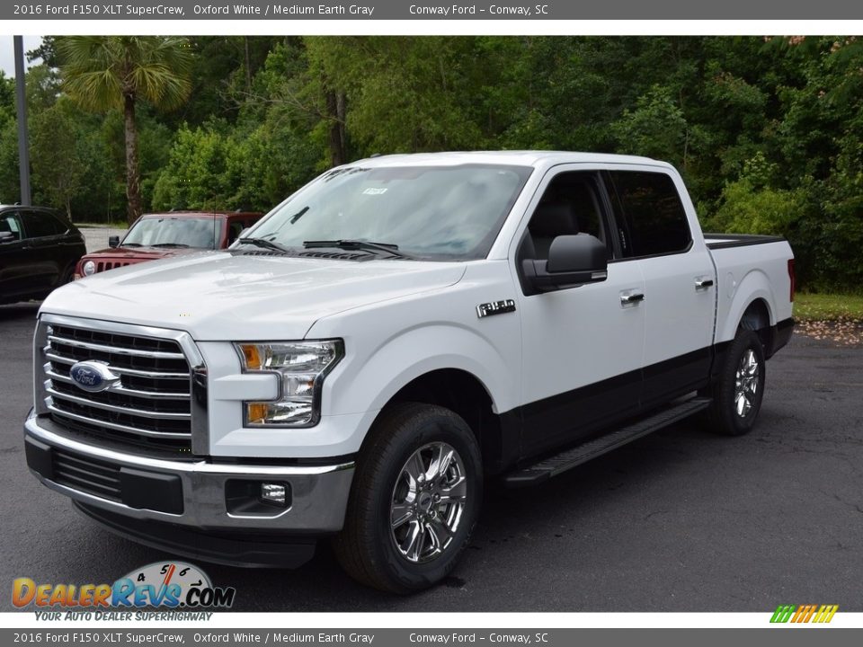 2016 Ford F150 XLT SuperCrew Oxford White / Medium Earth Gray Photo #10