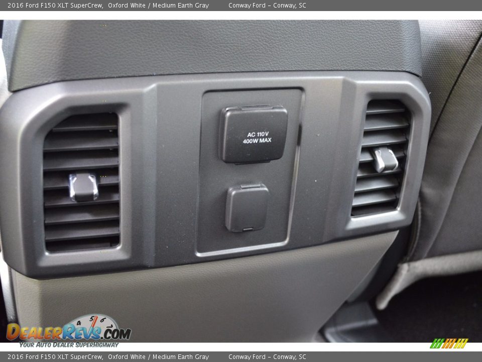 2016 Ford F150 XLT SuperCrew Oxford White / Medium Earth Gray Photo #24