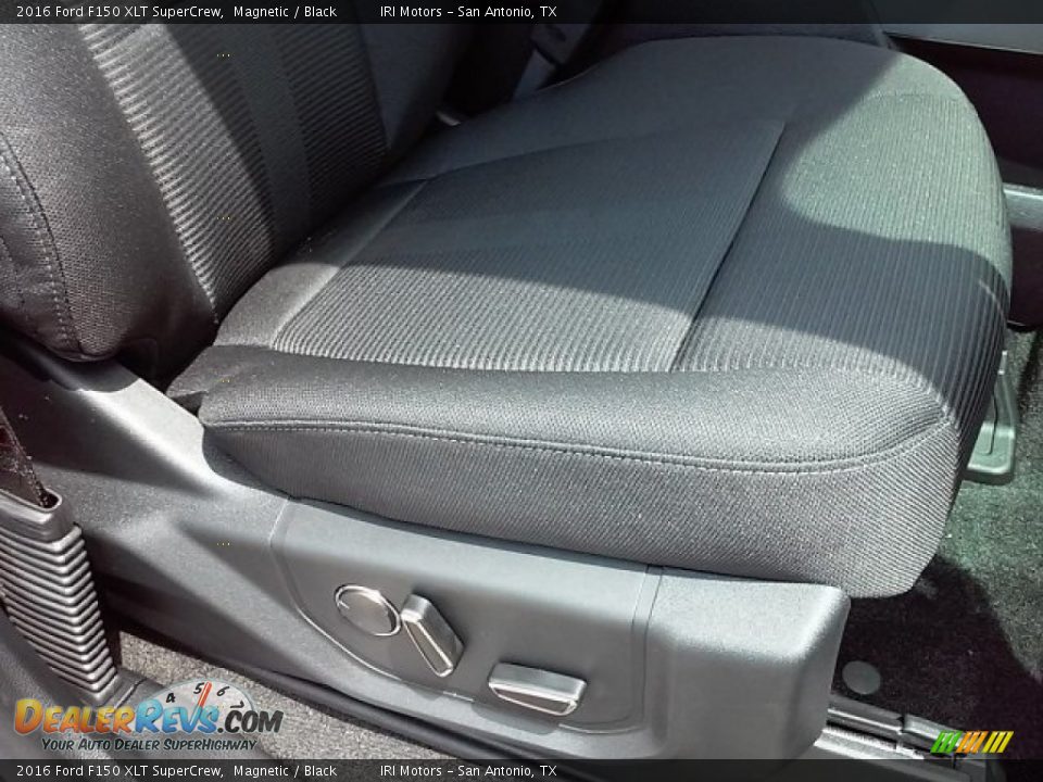 2016 Ford F150 XLT SuperCrew Magnetic / Black Photo #19