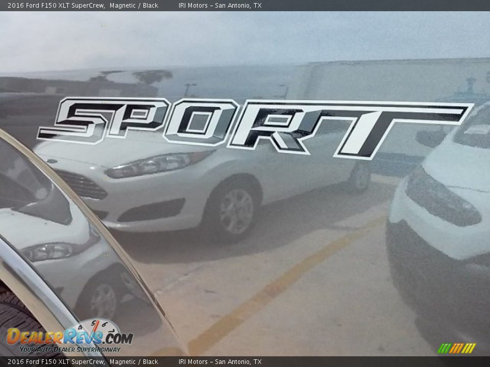 2016 Ford F150 XLT SuperCrew Magnetic / Black Photo #24
