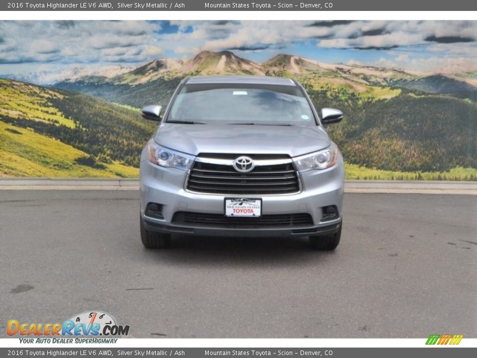 2016 Toyota Highlander LE V6 AWD Silver Sky Metallic / Ash Photo #2