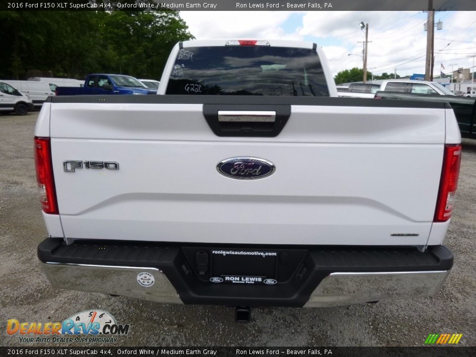 2016 Ford F150 XLT SuperCab 4x4 Oxford White / Medium Earth Gray Photo #4