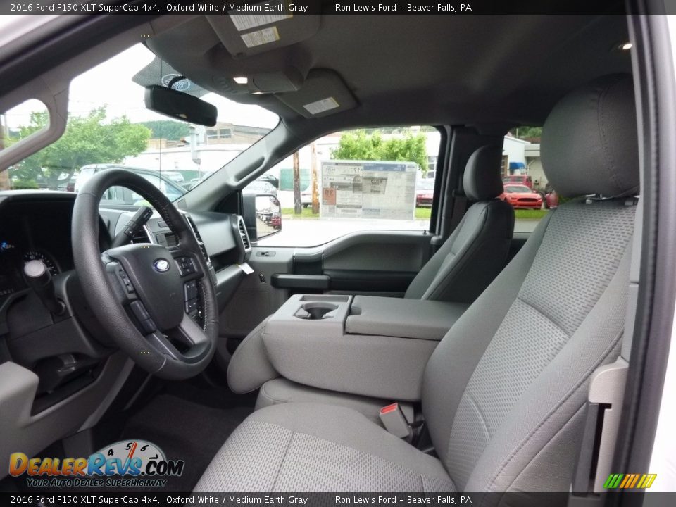 2016 Ford F150 XLT SuperCab 4x4 Oxford White / Medium Earth Gray Photo #11