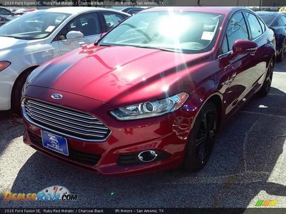 2016 Ford Fusion SE Ruby Red Metallic / Charcoal Black Photo #6