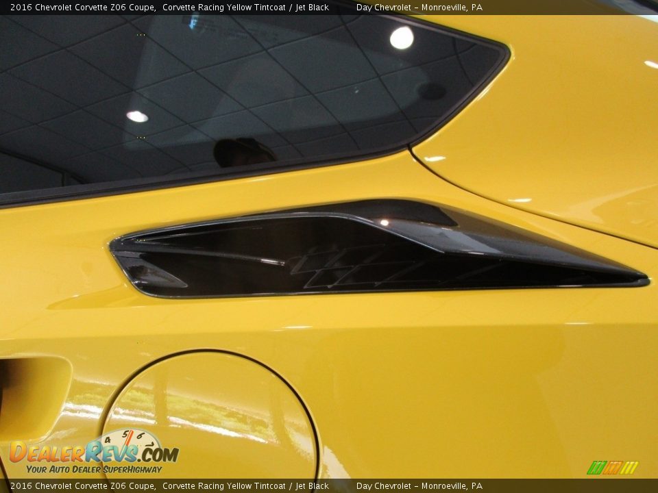 2016 Chevrolet Corvette Z06 Coupe Corvette Racing Yellow Tintcoat / Jet Black Photo #9