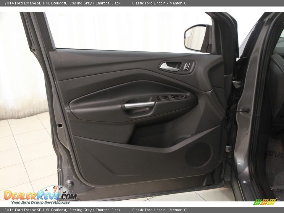 2014 Ford Escape SE 1.6L EcoBoost Sterling Gray / Charcoal Black Photo #4