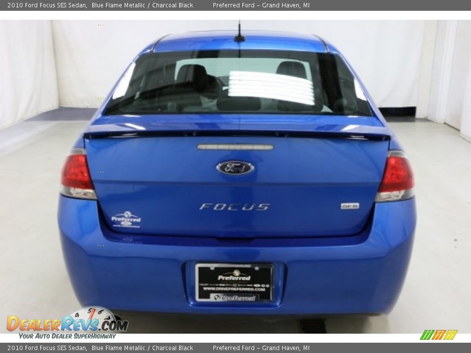 2010 Ford Focus SES Sedan Blue Flame Metallic / Charcoal Black Photo #26