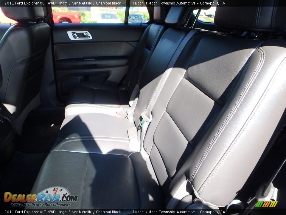 2011 Ford Explorer XLT 4WD Ingot Silver Metallic / Charcoal Black Photo #17
