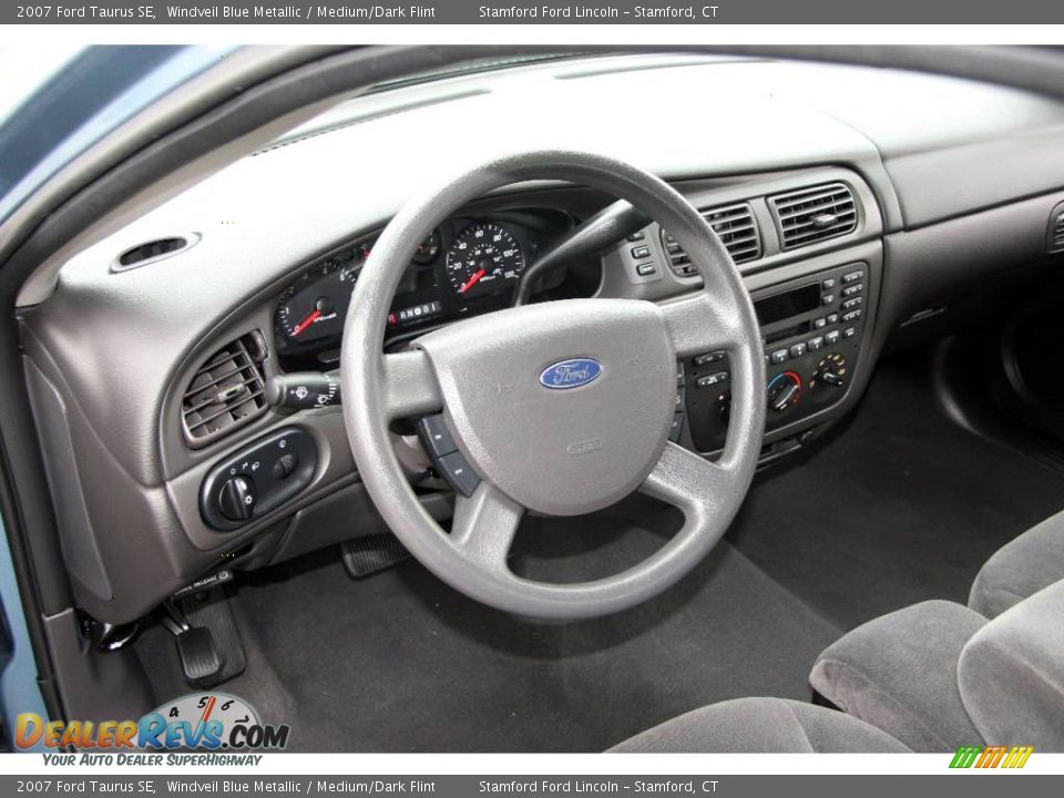 2007 Ford Taurus SE Windveil Blue Metallic / Medium/Dark Flint Photo #10
