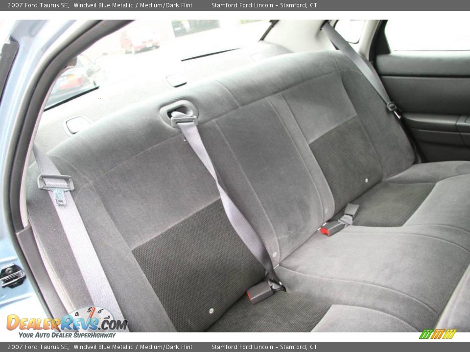 2007 Ford Taurus SE Windveil Blue Metallic / Medium/Dark Flint Photo #13