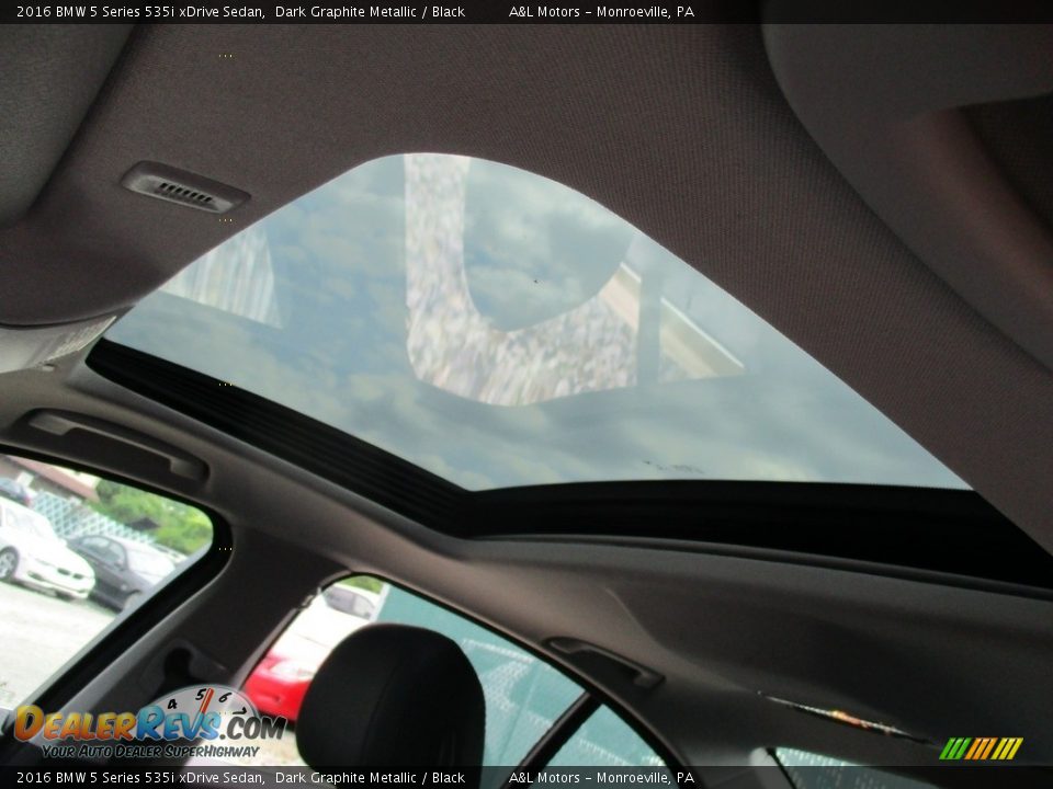 2016 BMW 5 Series 535i xDrive Sedan Dark Graphite Metallic / Black Photo #11