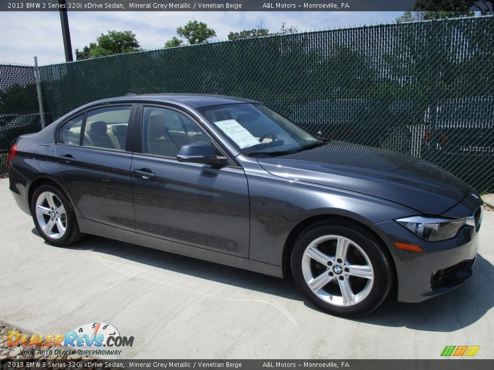 2013 BMW 3 Series 320i xDrive Sedan Mineral Grey Metallic / Venetian Beige Photo #1