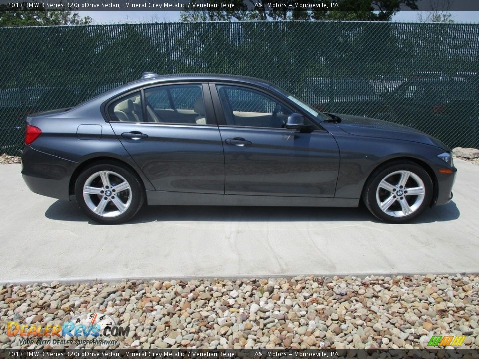 2013 BMW 3 Series 320i xDrive Sedan Mineral Grey Metallic / Venetian Beige Photo #2