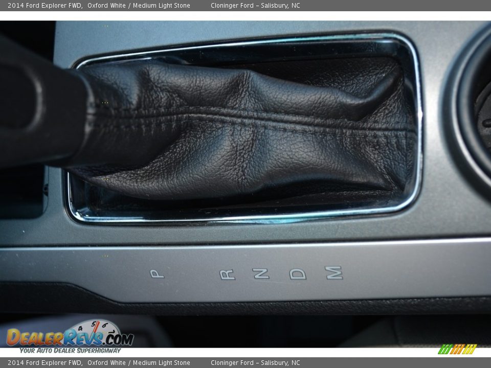 2014 Ford Explorer FWD Oxford White / Medium Light Stone Photo #19