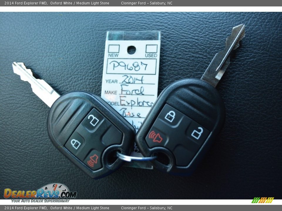 2014 Ford Explorer FWD Oxford White / Medium Light Stone Photo #24