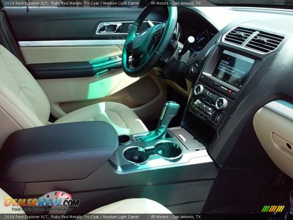 2016 Ford Explorer XLT Ruby Red Metallic Tri-Coat / Medium Light Camel Photo #19