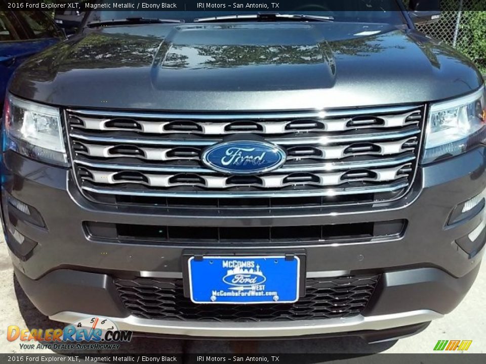 2016 Ford Explorer XLT Magnetic Metallic / Ebony Black Photo #4