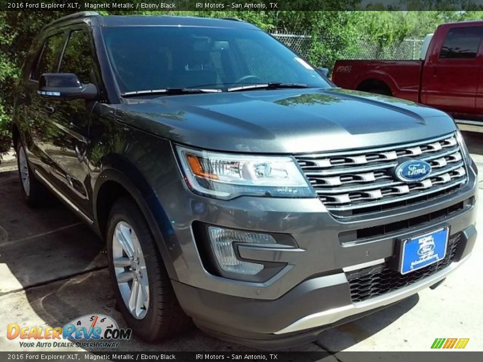 2016 Ford Explorer XLT Magnetic Metallic / Ebony Black Photo #15