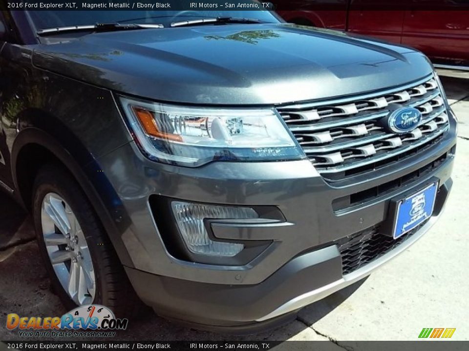 2016 Ford Explorer XLT Magnetic Metallic / Ebony Black Photo #19