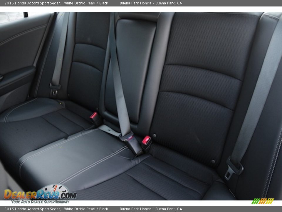 2016 Honda Accord Sport Sedan White Orchid Pearl / Black Photo #13