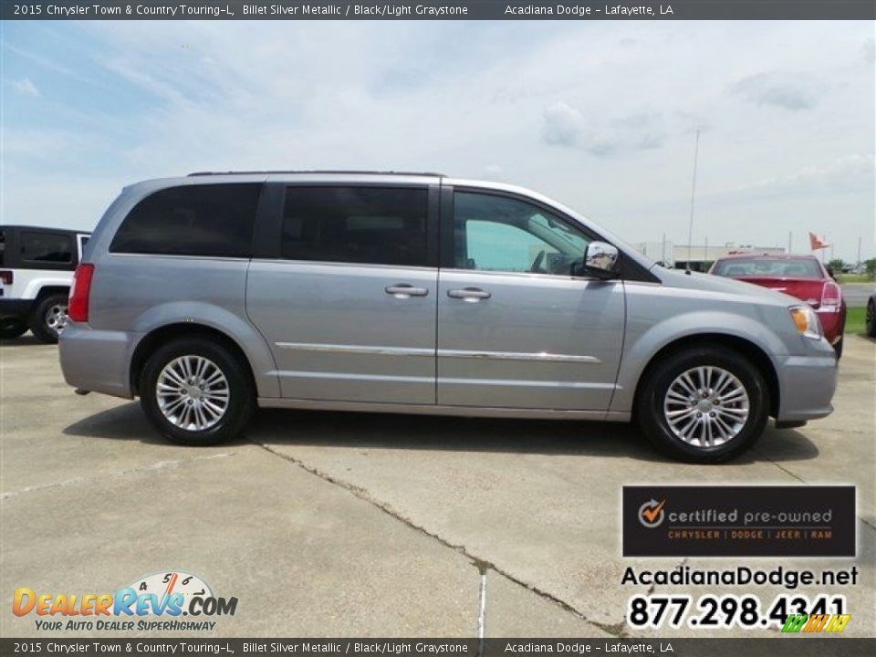 2015 Chrysler Town & Country Touring-L Billet Silver Metallic / Black/Light Graystone Photo #10