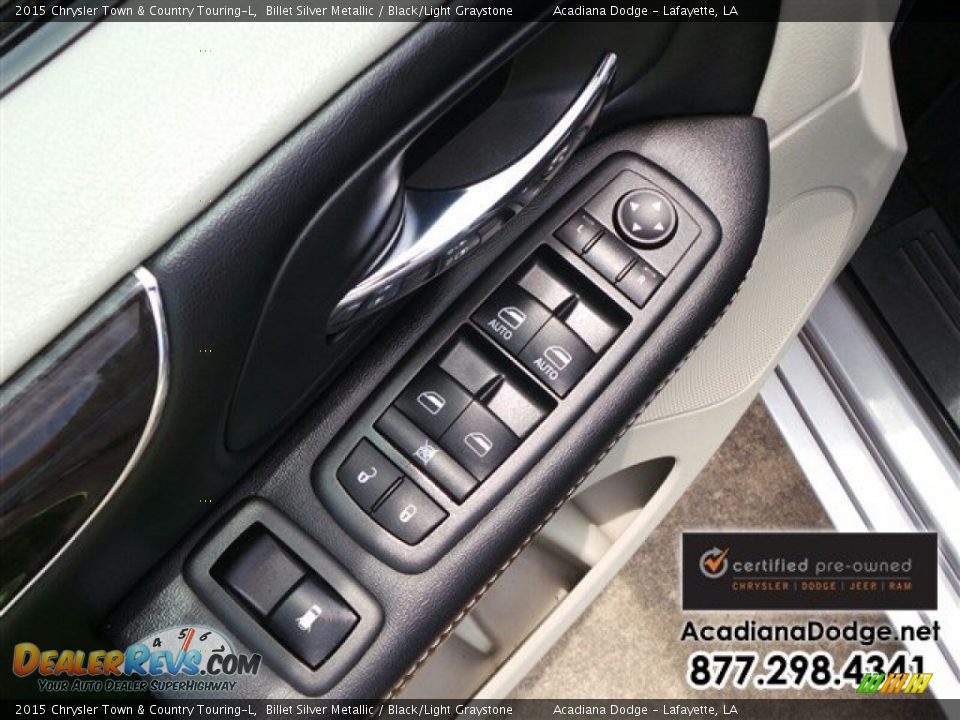 2015 Chrysler Town & Country Touring-L Billet Silver Metallic / Black/Light Graystone Photo #18