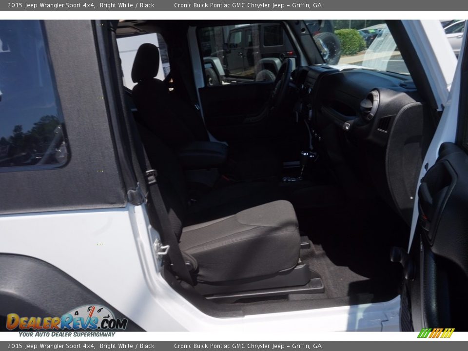 2015 Jeep Wrangler Sport 4x4 Bright White / Black Photo #16