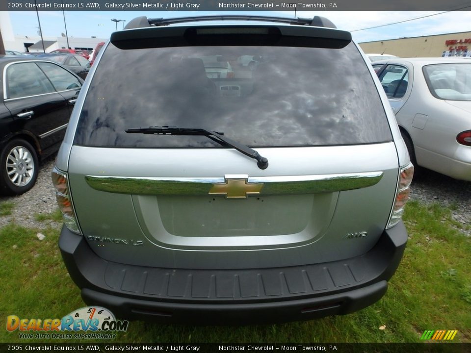 2005 Chevrolet Equinox LS AWD Galaxy Silver Metallic / Light Gray Photo #3