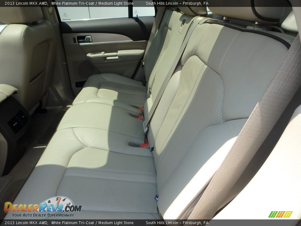 2013 Lincoln MKX AWD White Platinum Tri-Coat / Medium Light Stone Photo #16