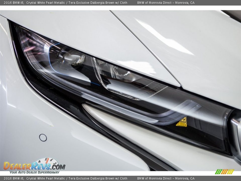 2016 BMW i8 Crystal White Pearl Metallic / Tera Exclusive Dalbergia Brown w/ Cloth Photo #10