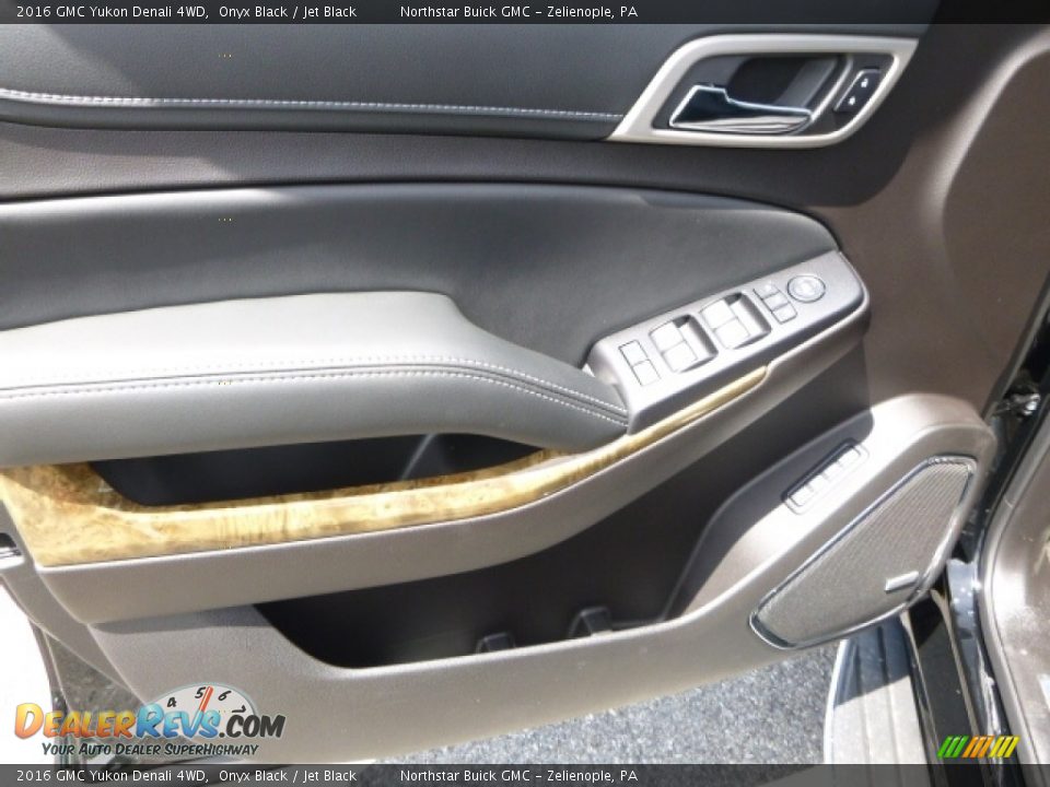 2016 GMC Yukon Denali 4WD Onyx Black / Jet Black Photo #15