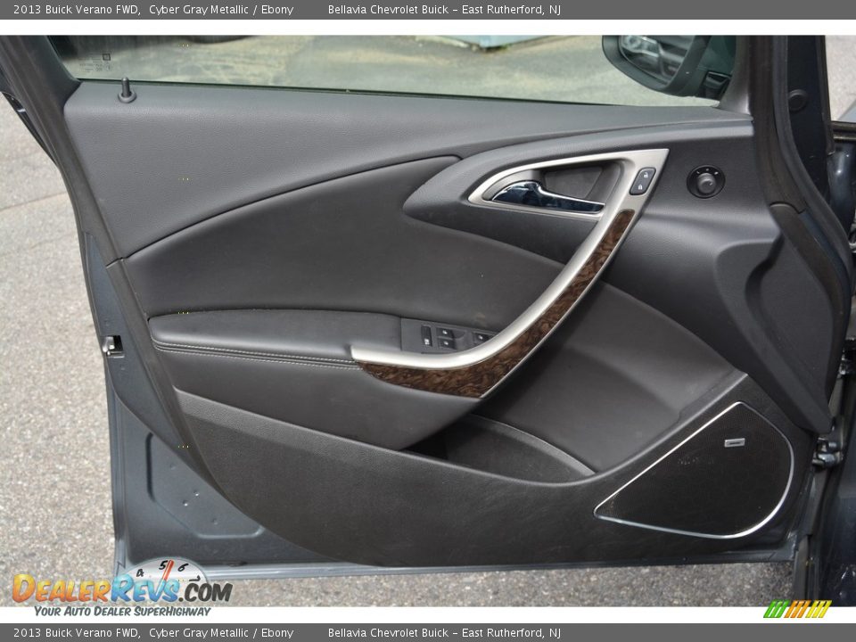 2013 Buick Verano FWD Cyber Gray Metallic / Ebony Photo #5