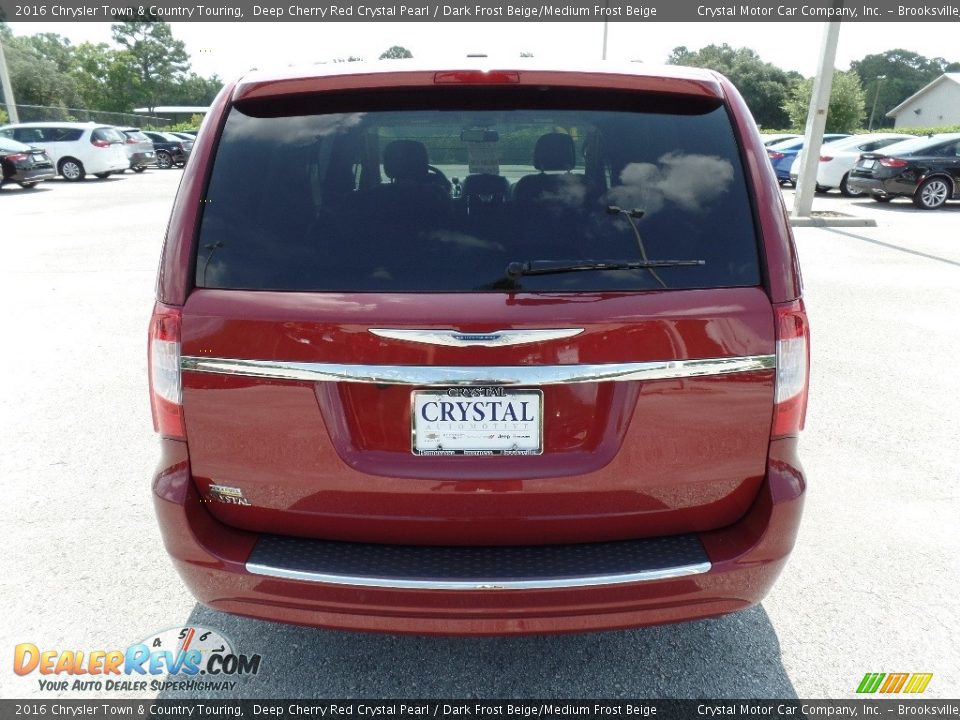 2016 Chrysler Town & Country Touring Deep Cherry Red Crystal Pearl / Dark Frost Beige/Medium Frost Beige Photo #10