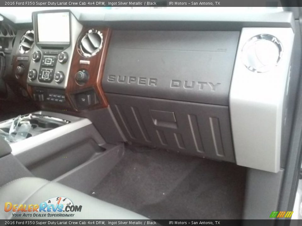 2016 Ford F350 Super Duty Lariat Crew Cab 4x4 DRW Ingot Silver Metallic / Black Photo #20