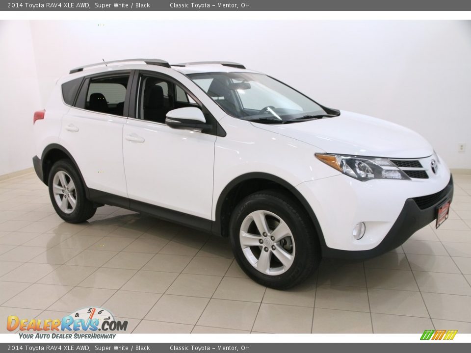 2014 Toyota RAV4 XLE AWD Super White / Black Photo #1