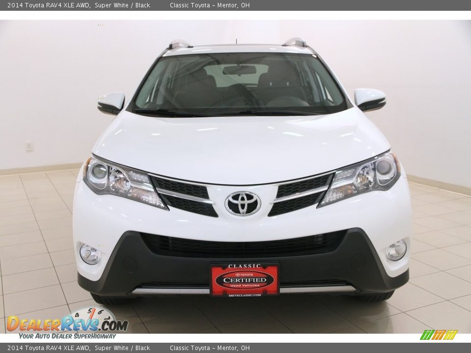 2014 Toyota RAV4 XLE AWD Super White / Black Photo #2