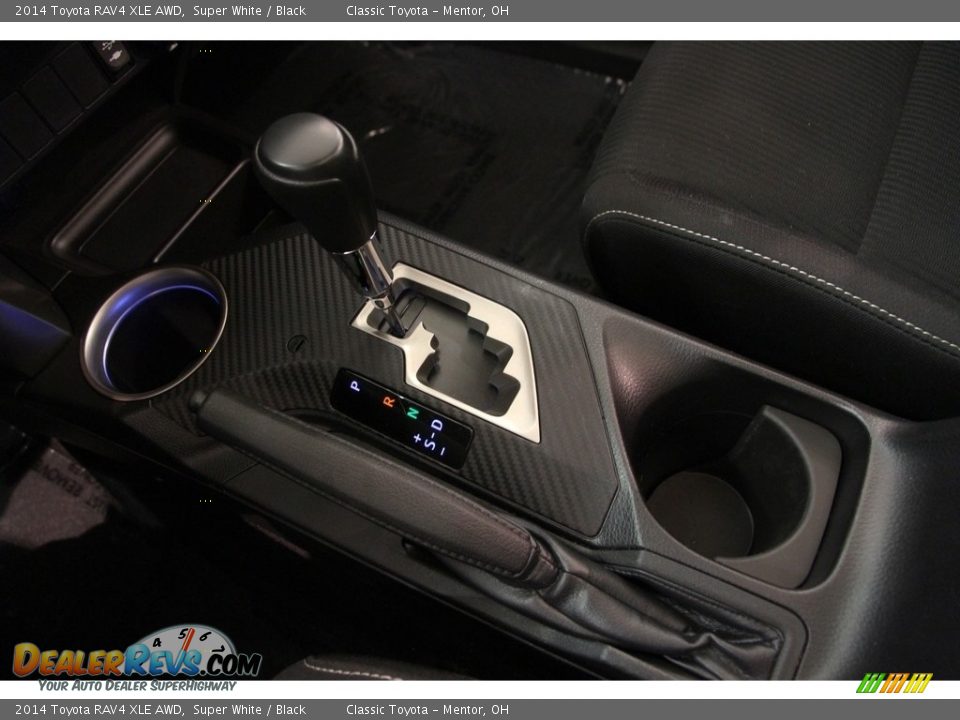 2014 Toyota RAV4 XLE AWD Super White / Black Photo #11