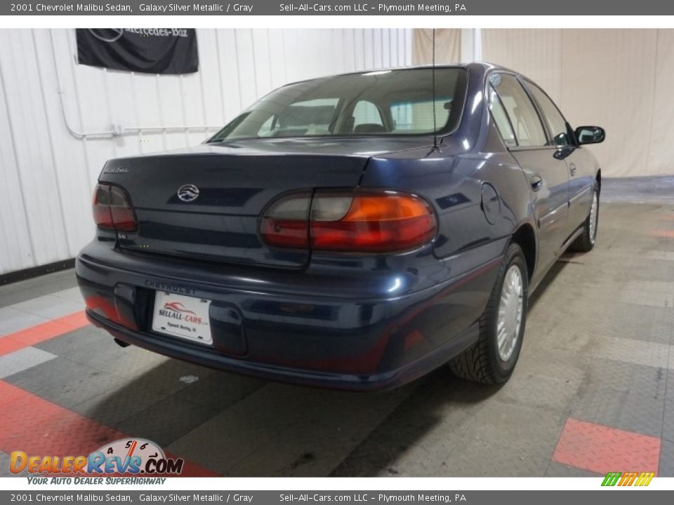 2001 Chevrolet Malibu Sedan Galaxy Silver Metallic / Gray Photo #8