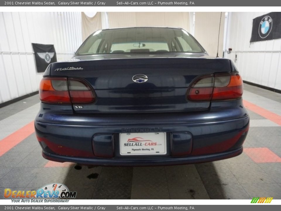 2001 Chevrolet Malibu Sedan Galaxy Silver Metallic / Gray Photo #9
