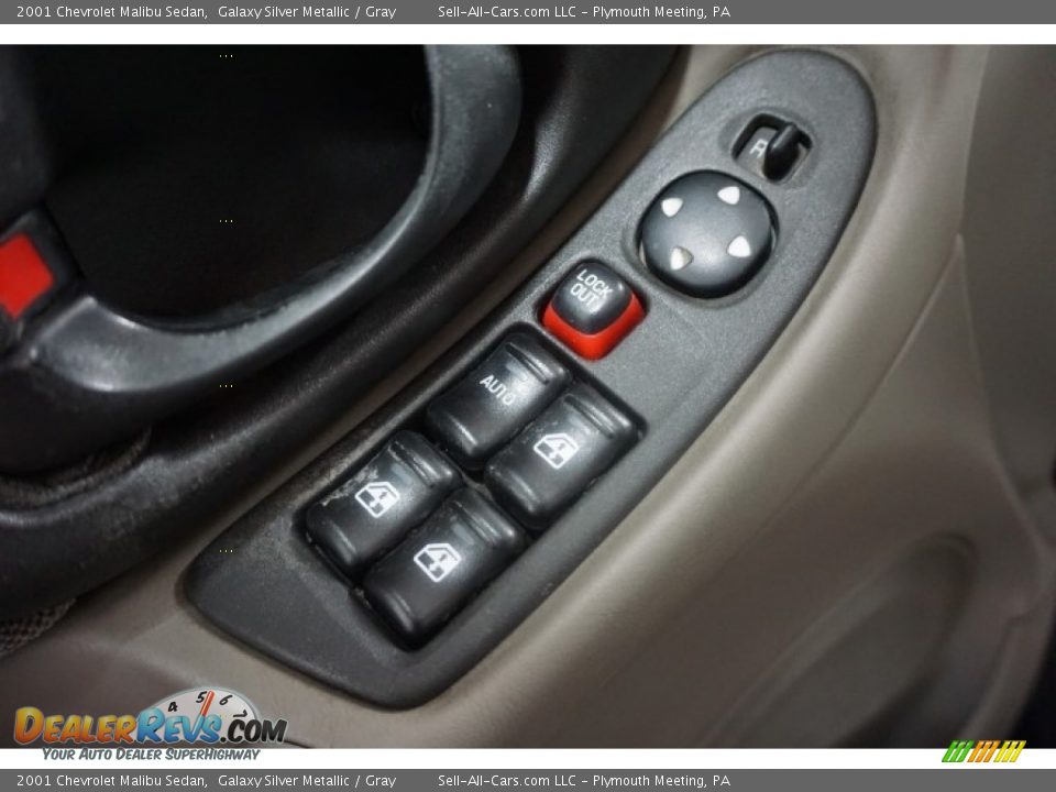 2001 Chevrolet Malibu Sedan Galaxy Silver Metallic / Gray Photo #13