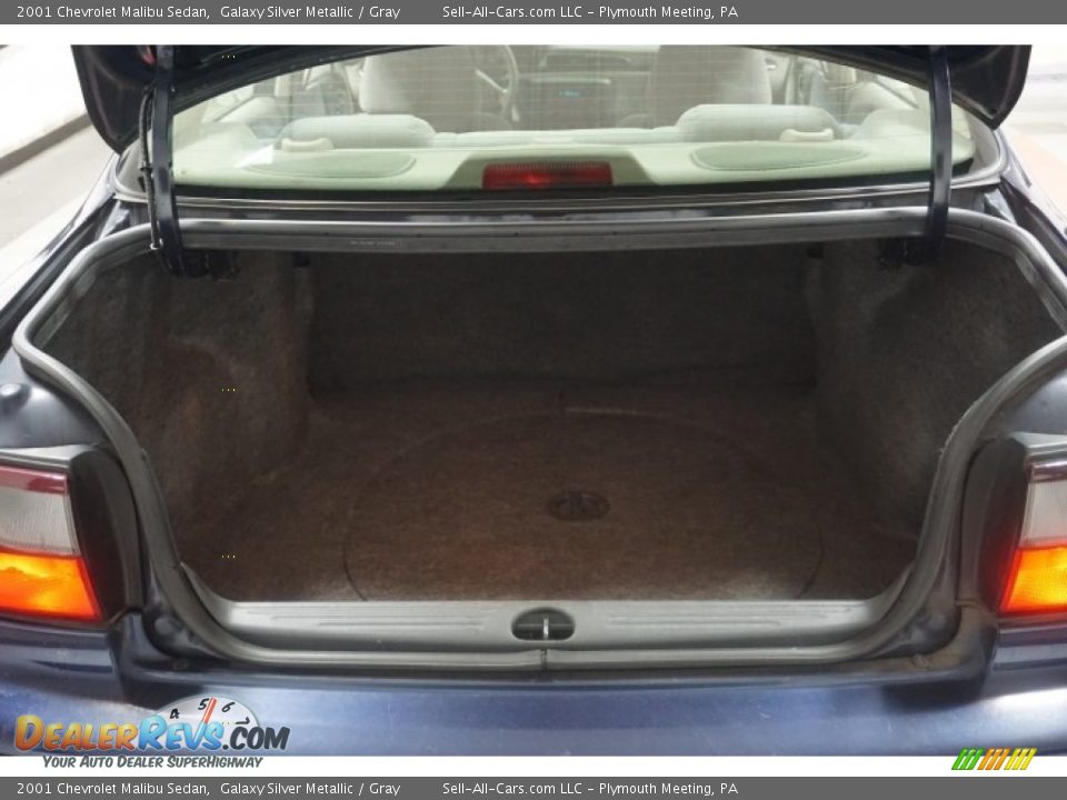 2001 Chevrolet Malibu Sedan Galaxy Silver Metallic / Gray Photo #21