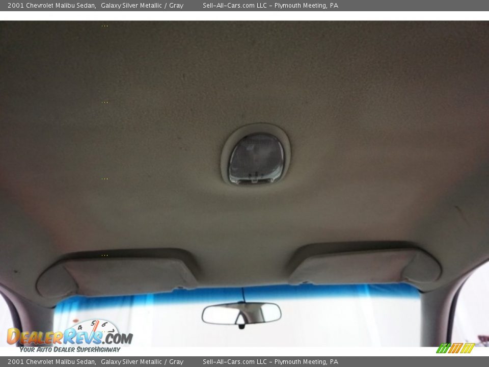 2001 Chevrolet Malibu Sedan Galaxy Silver Metallic / Gray Photo #24