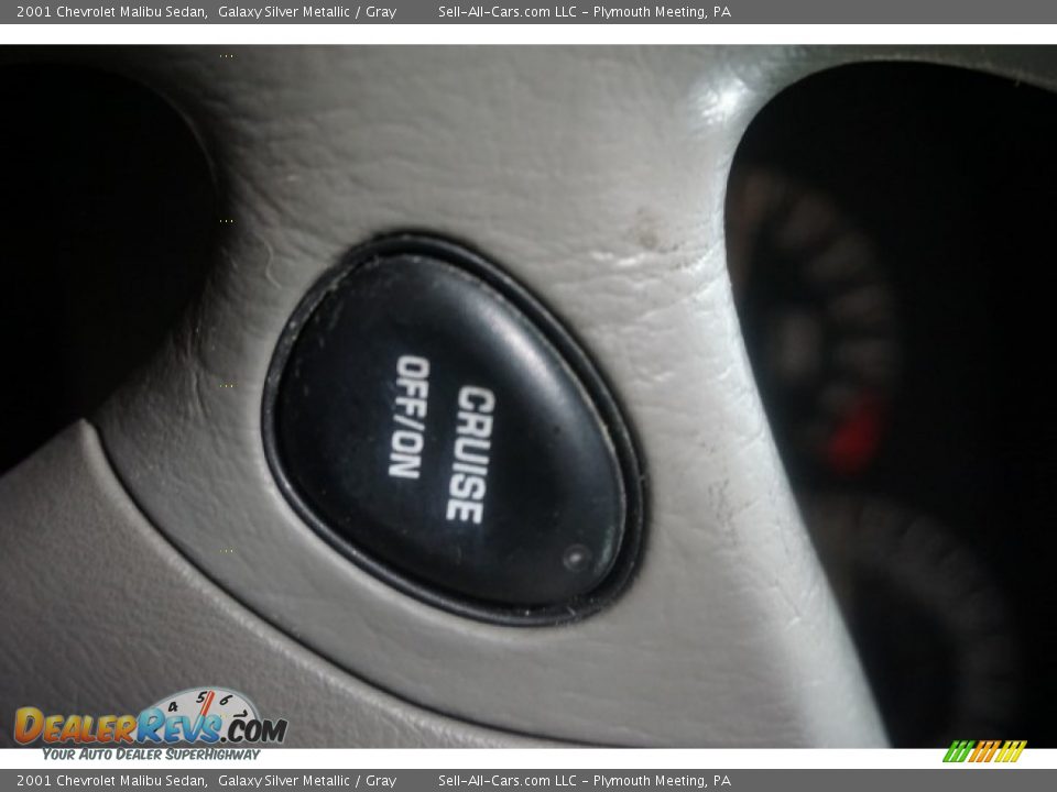 2001 Chevrolet Malibu Sedan Galaxy Silver Metallic / Gray Photo #28