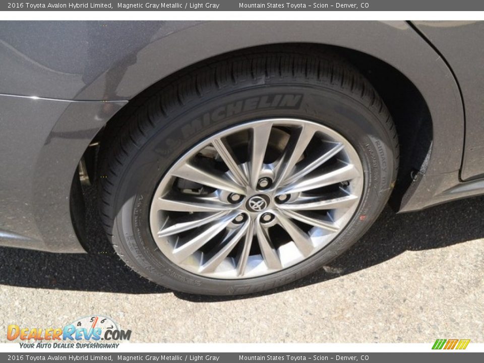 2016 Toyota Avalon Hybrid Limited Magnetic Gray Metallic / Light Gray Photo #9