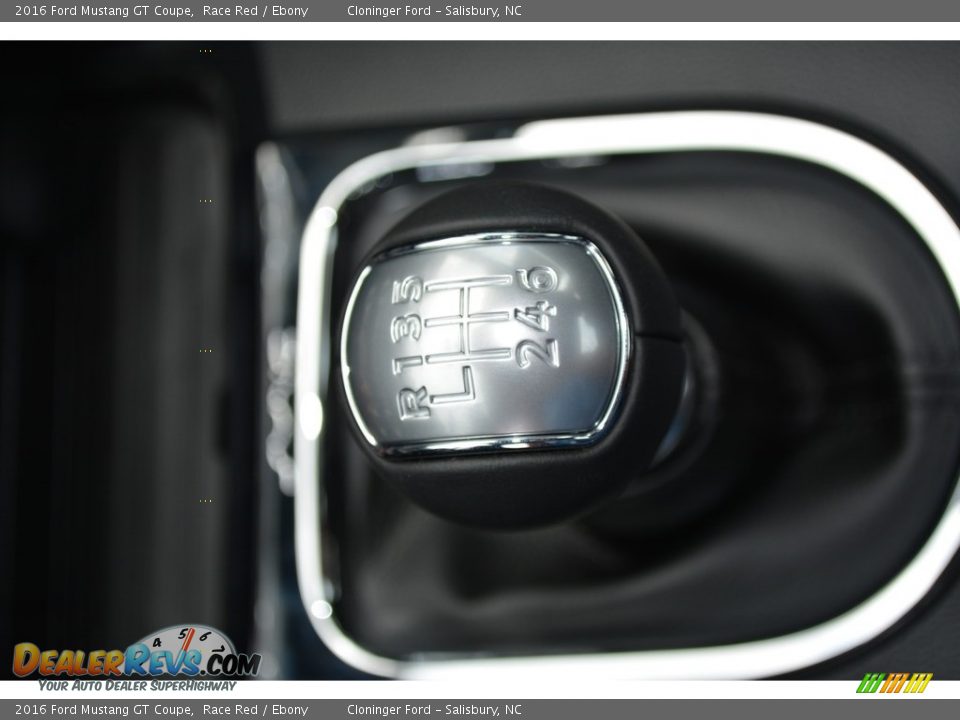 2016 Ford Mustang GT Coupe Shifter Photo #13