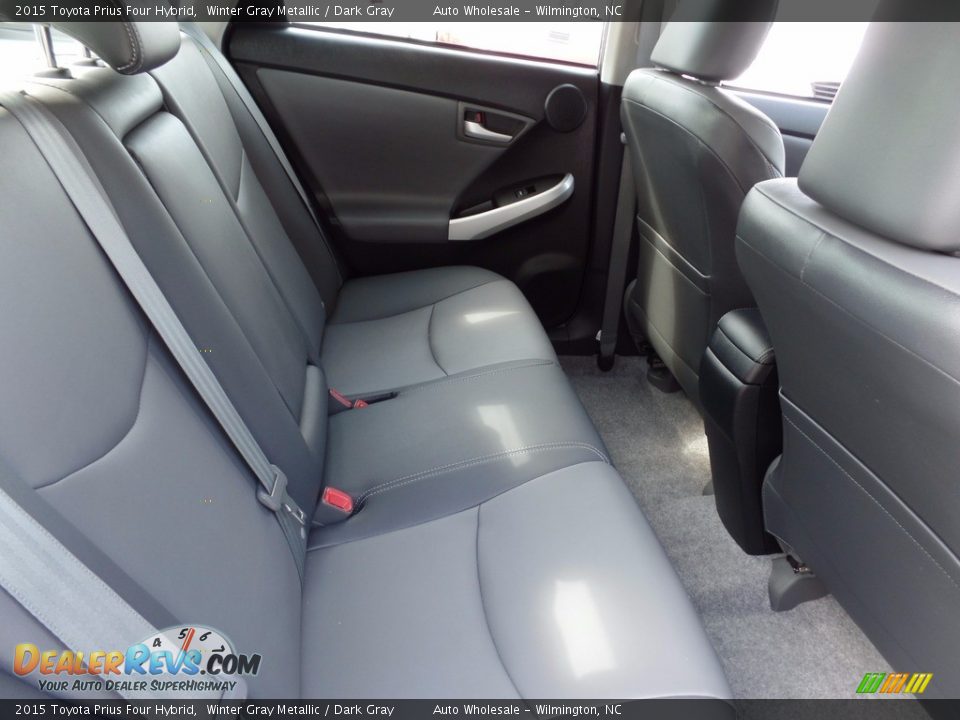 2015 Toyota Prius Four Hybrid Winter Gray Metallic / Dark Gray Photo #13