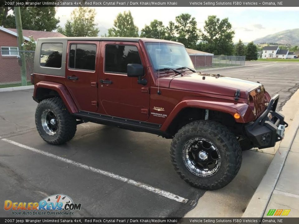 2007 Jeep Wrangler Unlimited Sahara 4x4 Red Rock Crystal Pearl / Dark Khaki/Medium Khaki Photo #8